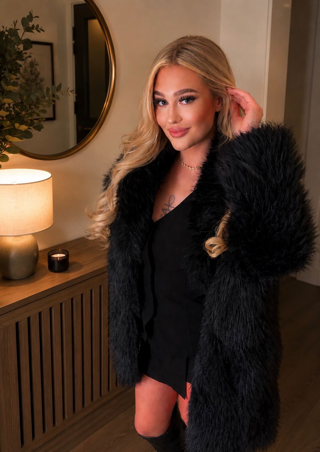 Escort - ALICE - Ibiza Tops